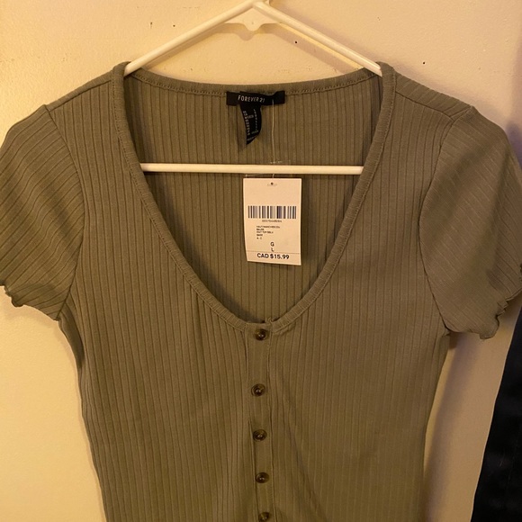Forever 21 Tops - Button shirt green